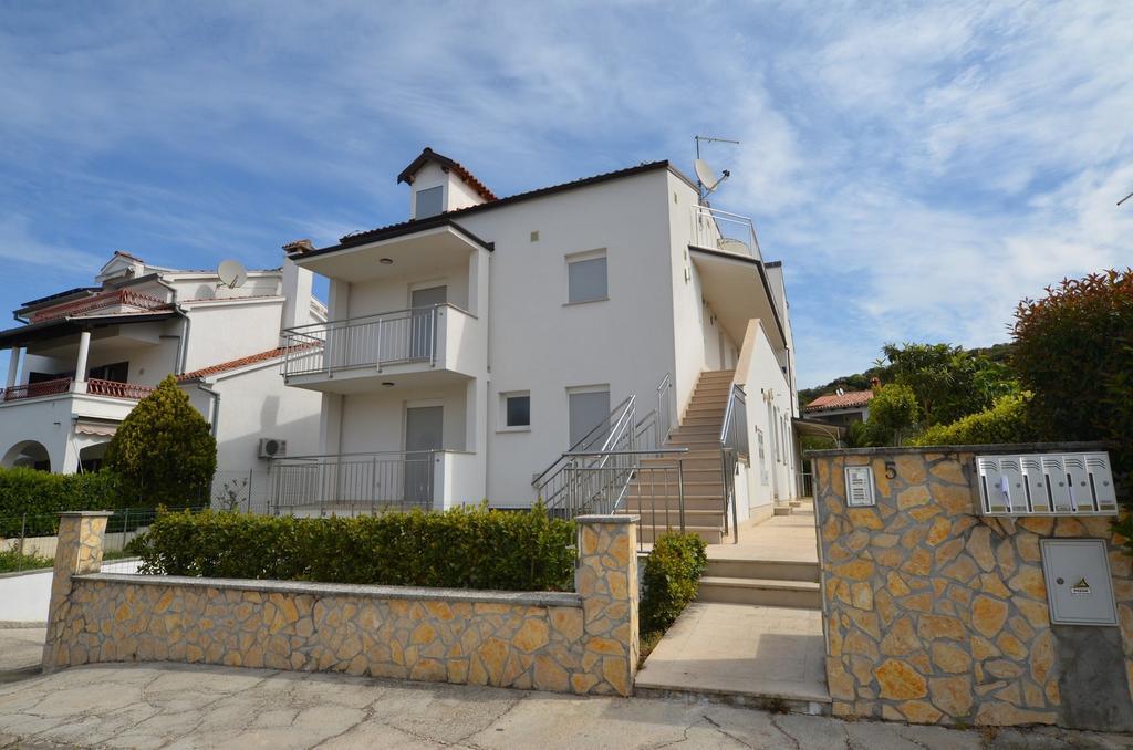 Apartment Anna Borik Rovinj Buitenkant foto